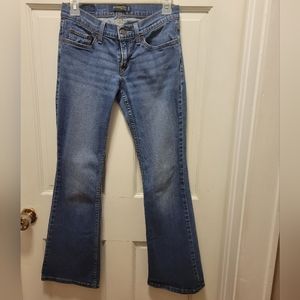 Levi jeans